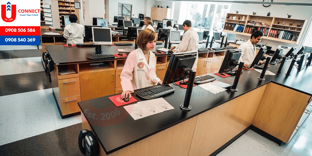 Đại học MCPHS, bang Massachusetts, Mỹ